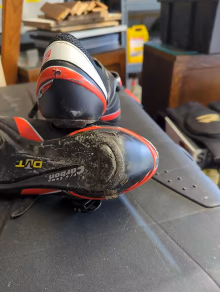 Photo of free Time carbon cycling shoes size 8.5 (Royston) #2