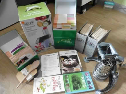 Photo of free Mixed Recipe Cards And Extras. (Bedford MK40) #1