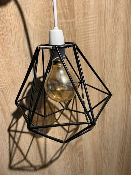 Photo of free Pendant Light (Derby DE24) #2