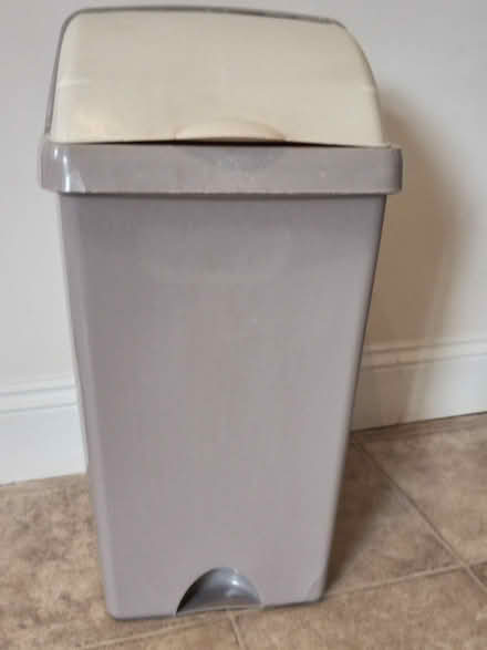 Photo of free Kitchen bin 45/50 litre (Hillsborough S6) #1
