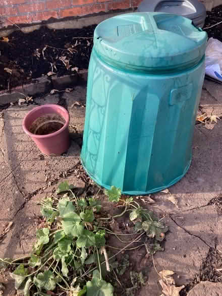 Photo of free Compost bin (Wandsworth Common SW12) #1