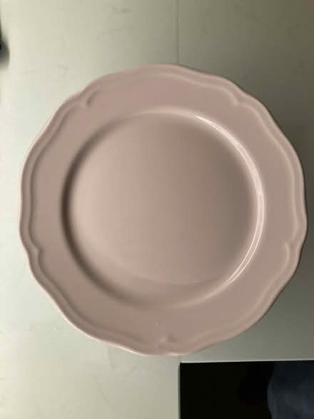 Photo of free 10 small side plates (SW19) #1