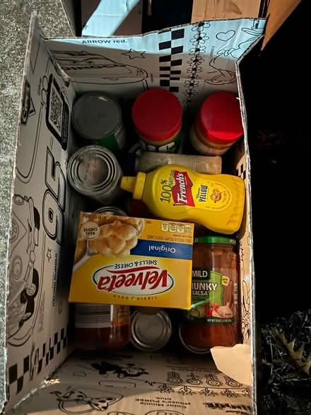 Photo of free expired pantry items (Seaford area of Yorktown) #1