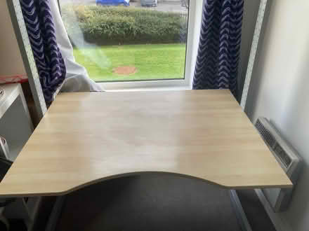 Photo of free Office desk (BN25) #1