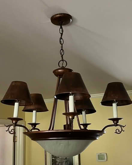 Photo of free Dining light fixture (Central San Rafael) #1