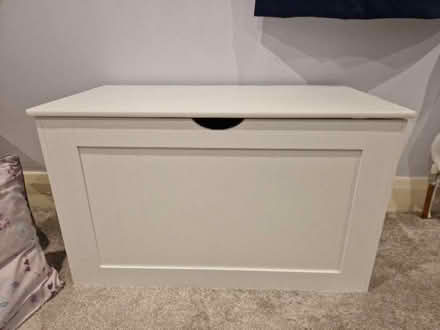 Photo of free Blanket box or toy chest (white) (Sheering CM22) #1