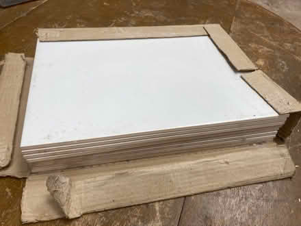 Photo of free white ceramic tiles (Dorstone HR3) #1