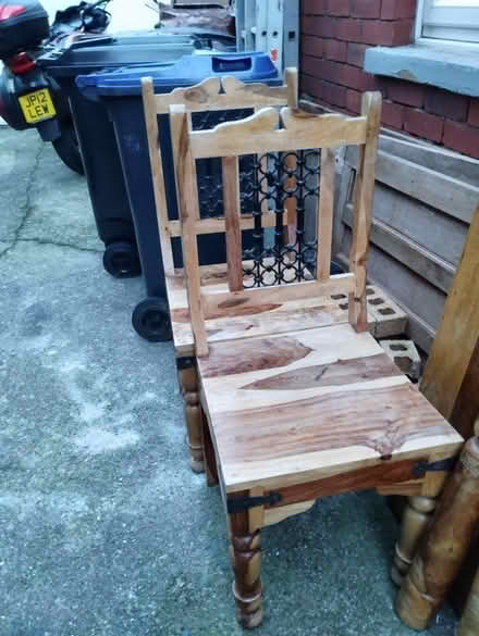Photo of free Large Dining table and 6 chairs (Blackpool FY1) #4