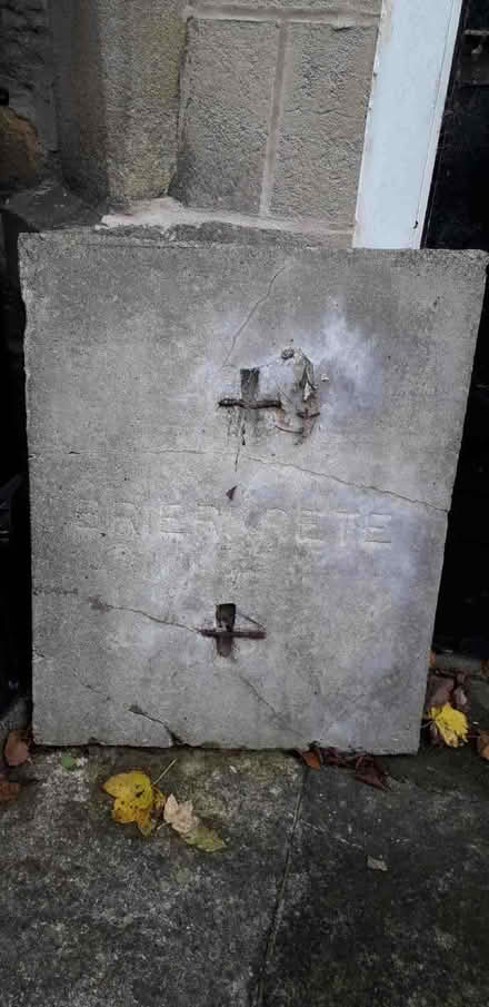Photo of free Paving slab (Bilton HG1) #1
