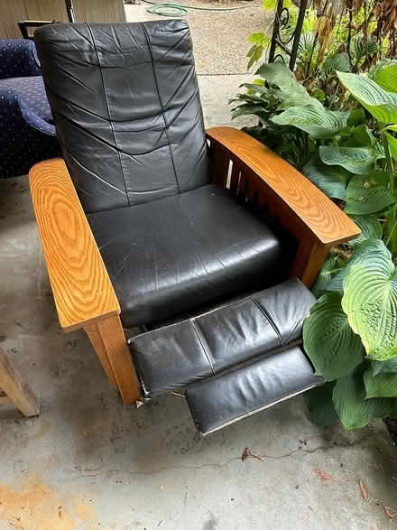 Photo of free Mission Style Barcalounger (Pinehurst) #4
