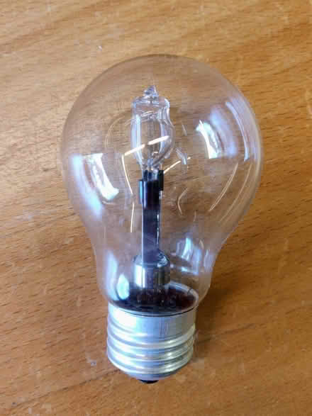Photo of free E27 light bulb (Didcot OX11) #1