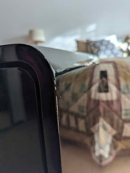 Photo of free Black chest of drawers (Hook RG27) #3