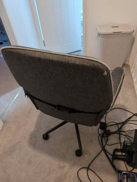 Photo of free Office chair - need it out today (Dagenham RM10) #2