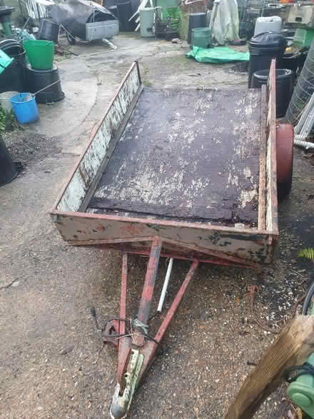 Photo of free "6×4" trailer requires welding (Lovedean PO8 9) #1