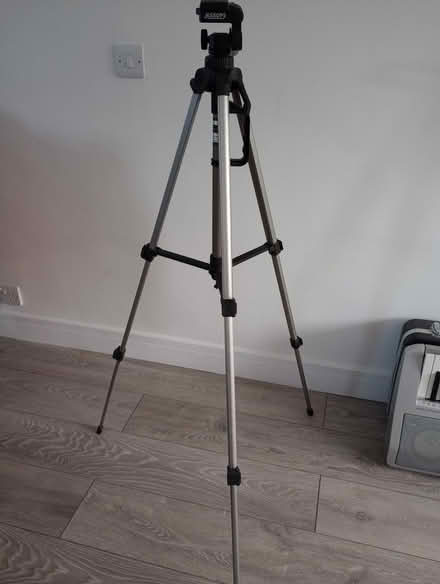 Photo of free Jessops camera tripod (Brixham) #3