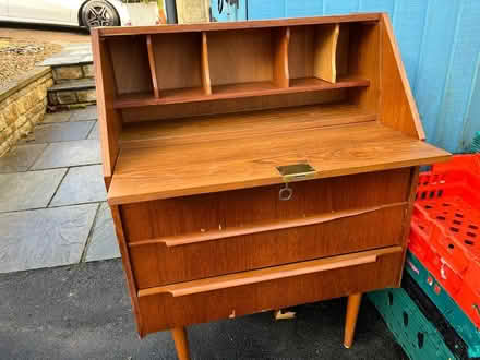 Photo of free Little desk unit project (BA2) #2