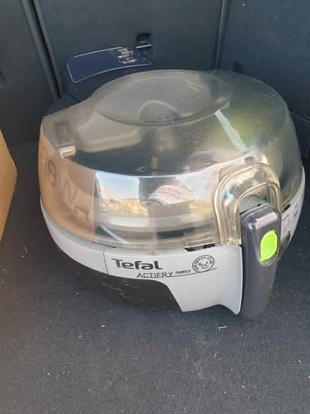 Photo of free Recall Airfryer (Windsor SL4) #2