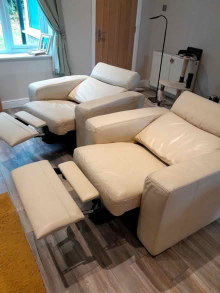 Photo of free X2 leather recliner chairs (Hartwood Green PR7) #4