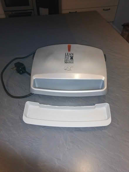 Photo of free Sandwich/pannini grill (Willingdon BN20) #3