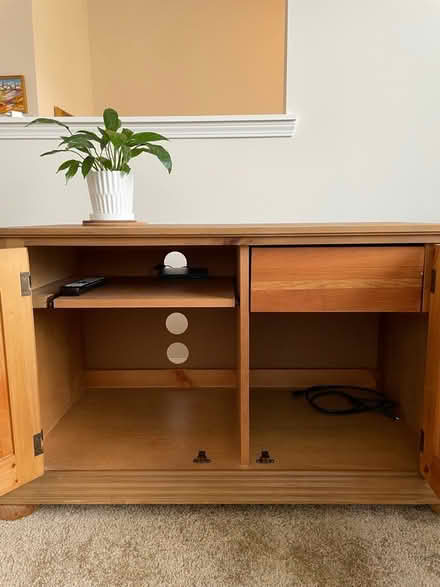 Photo of free Broyhill TV Cabinet (Geneva (Mill Creek North)) #2