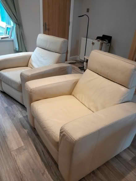 Photo of free X2 leather recliner chairs (Hartwood Green PR7) #2