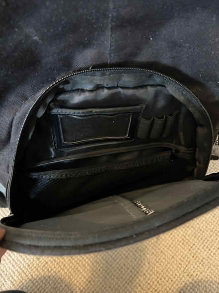 Photo of free Targus laptop bag (Loughton IG10) #2