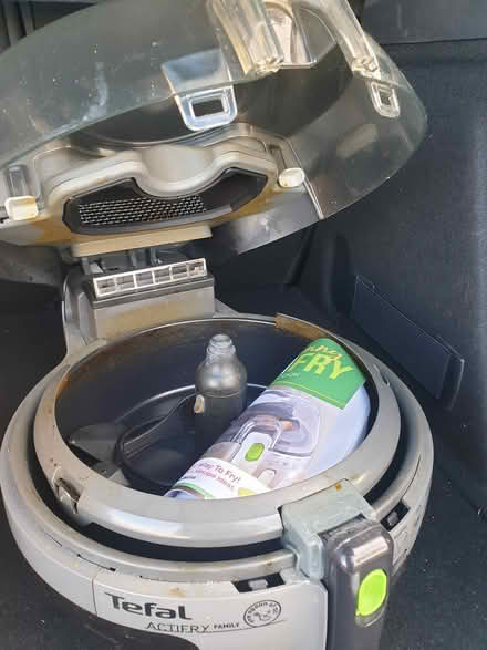 Photo of free Recall Airfryer (Windsor SL4) #1