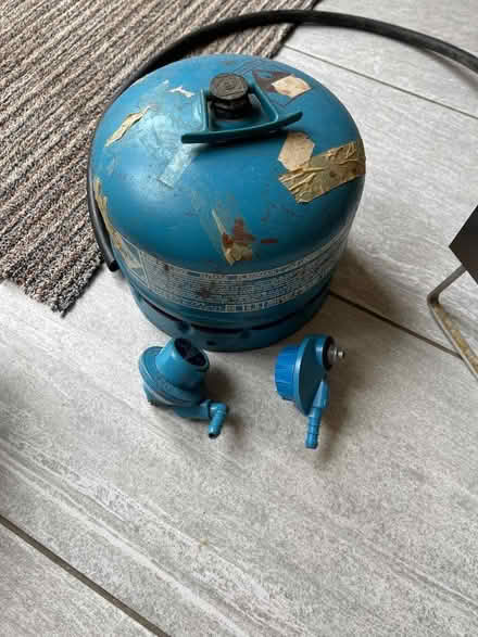 Photo of free Camping stove & Gaz bottle (empty) (Bedford MK40) #2