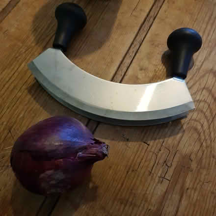 Photo of free Speedy veg cutter/shredder (Forest Hill Oxfd OX33) #2