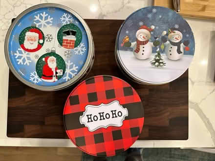 Photo of free 3 Christmas tins (Columbia Heights) #1