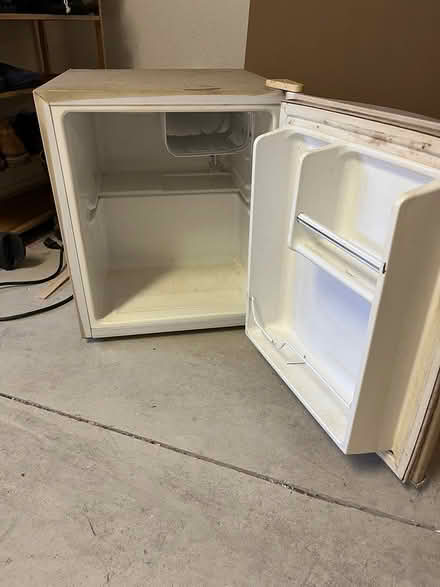 Photo of free Mini Fridge (Lakewood Ranch) #2