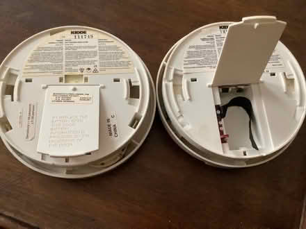 Photo of free 2x ceiling mounted fire alarms. (Eastbourne BN21) #3