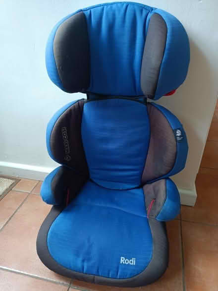 Photo of free Child's car seat (Saltaire BD18) #1