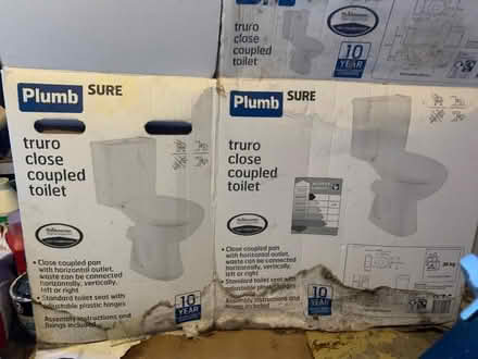 Photo of free Toilet, as good as new. No 💩 (New Malden KT3) #3