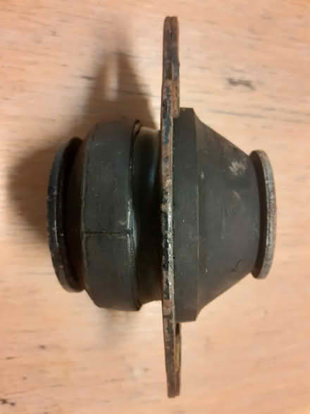 Photo of free Mk3 Golf, MK2 Seat Ibiza engine mount (Talbot Village BH10) #2