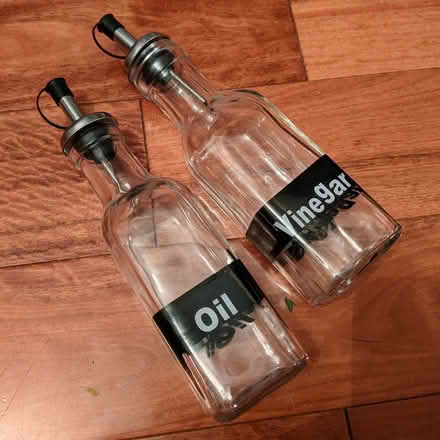 Photo of free oil and vinegar bottles (leslieville) #1
