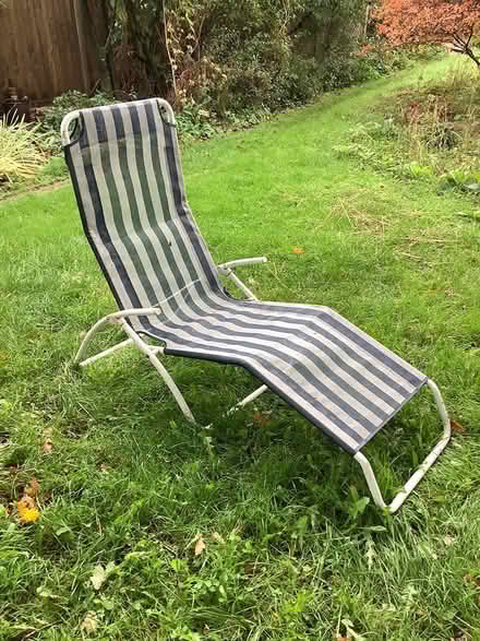 Photo of free 1970’s garden loungers (GU9) #1