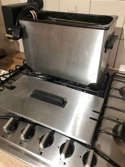 Photo of free Deep fat fryer (Nr Thatcham (Bucklebury)) #1