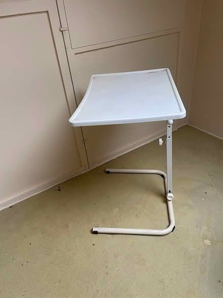 Photo of free Table (Corstorphine , EH12) #2