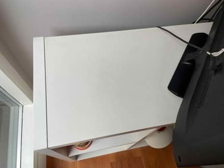 Photo of free Great condition IKEA Kallax bookcase/media unit (Barnes SW13) #3