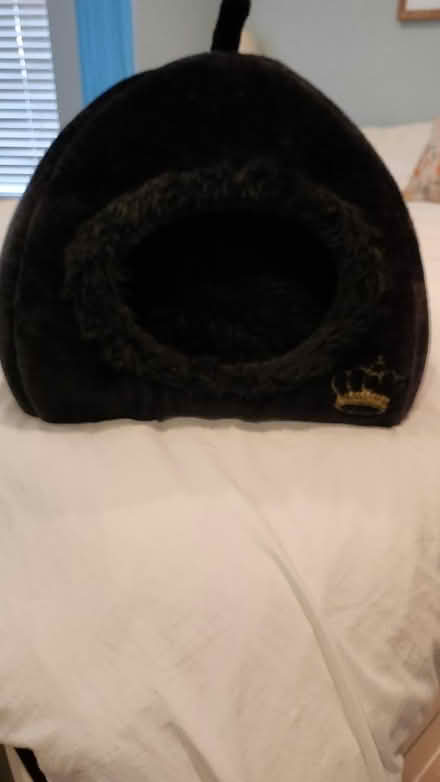 Photo of free Cat bed (SW16) #1