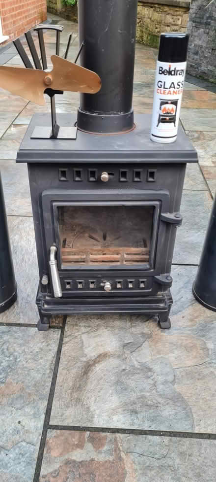 Photo of free Log burner with insulated flue (Mansfield NG18 2) #2