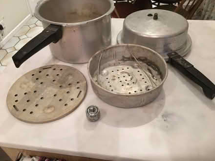 Photo of free Pressure cooker (Malvern Wells WR14) #1