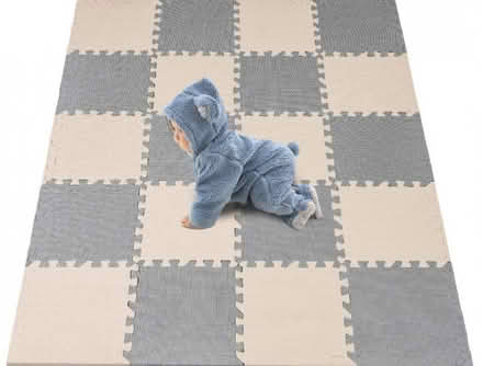 Photo of Playmat foam or Squares (Barford Road Pocket Park PE19) #1