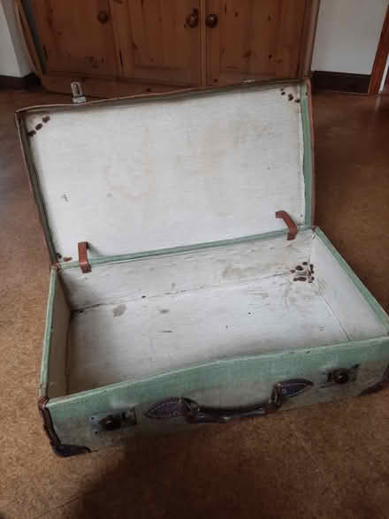Photo of free Vintage hard canvas suitcase (Droitwich, Worcester Road.) #2