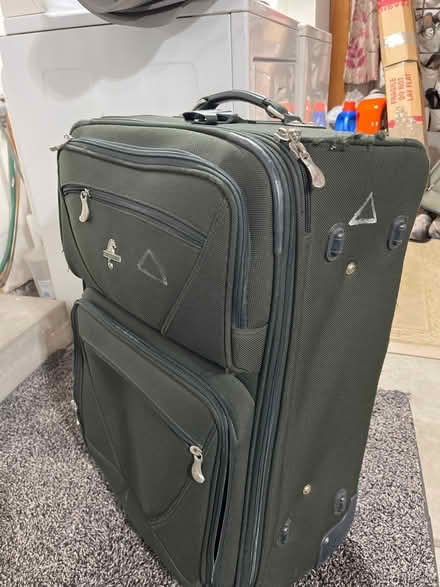 Photo of free Medium luggage, no rubber on wheels (94086) #3