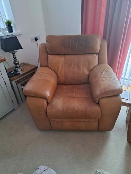 Photo of free Leather suite electric recliners (Bodenham) #3