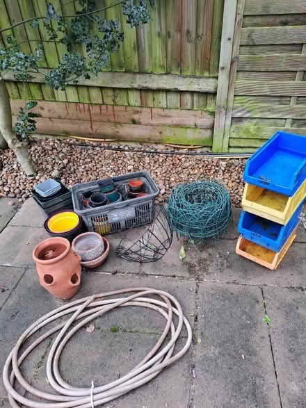 Photo of free Garden bits (Fields End HP1) #1