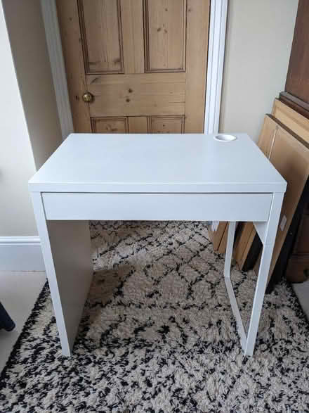 Photo of free IKEA white desk (Berkhamsted) #1