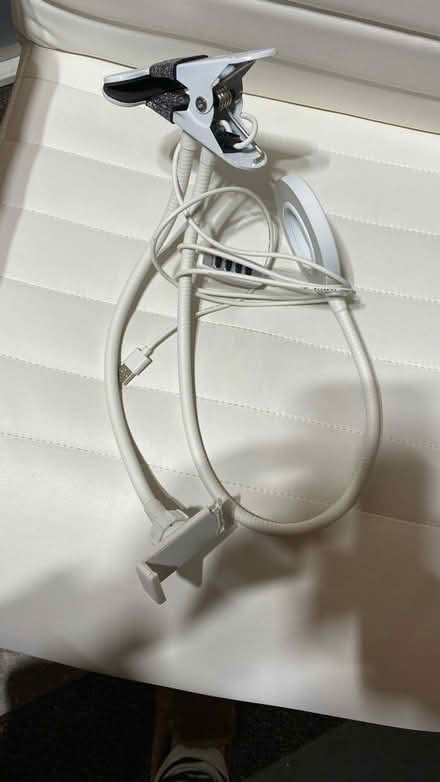 Photo of free Clamp LED light (SW a Bolingbrook/Romeoville) #1